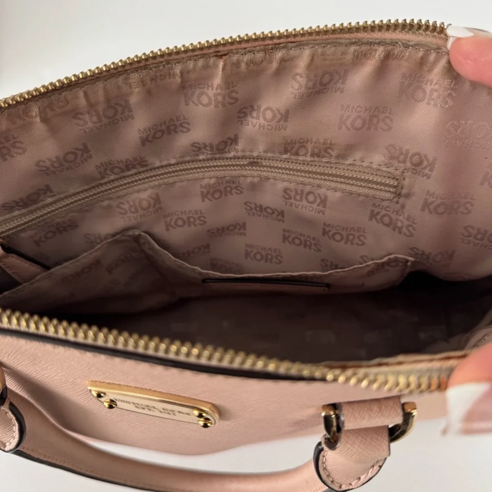 Michael Kors Cindy Pink Large Leather Dome Satchel